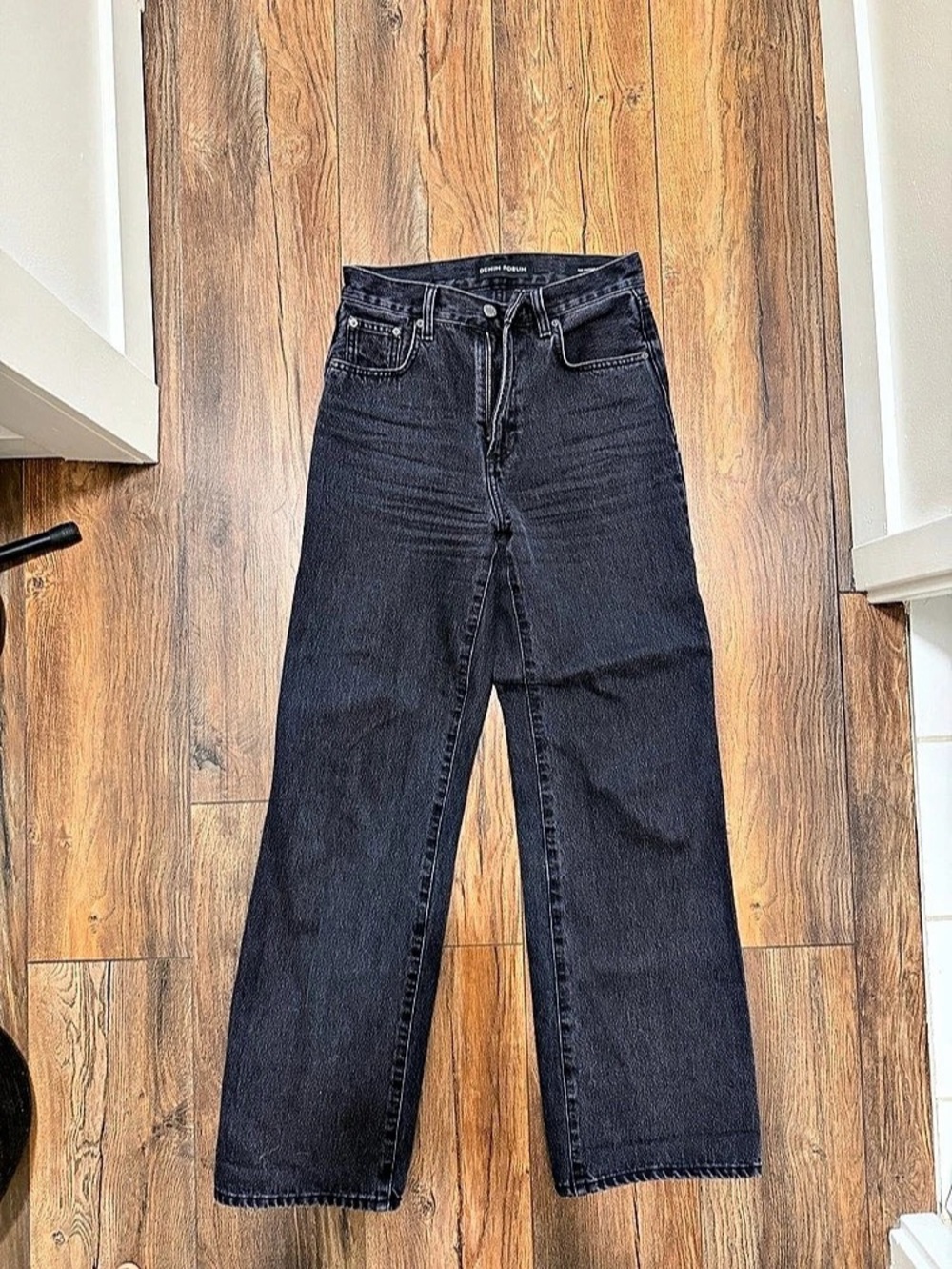 Denim Forum Farrah - Picture 2 of 3